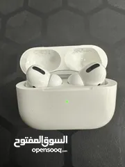  2 AirPods Pro الجيل الاول