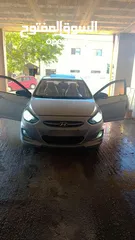  2 سيارة هونداي اكسنت