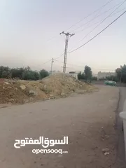  4 عده قطع قرب شارع المطار اليادوده