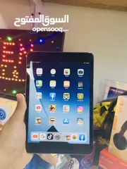  6 All type of iPads Available