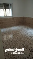  9 شقة فارغة للايجار