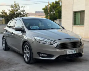  6 سيارة فورد فوكس 2016 بوضع ممتاز للبيع كاش بداعي السفر