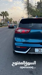  1 كيا نيرو ستاندرد موديل 2018 لون ازرق - كحلي