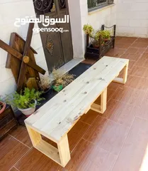  26 كراسي وجلسات خشب