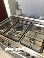  4 غاز مع فرن ستالس ستيل اكسبير ايطالي بحالة ممتازة