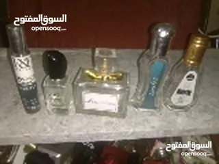  16 زجاجات عطور فارغه مستعمله