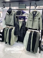  16 دا الشغل بتاعي وهخليك تشوف دا بنفسك وتقولي اي رايك ( تنسيق الوان ، عرض موديلات ، VM ، SALES )