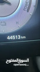  2 هونداي النترا هايبرد للبدل على جيب  7مقاعد