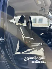  8 تويوتا ياريس كروس ترخيص 2022  محرك 1500 هايبرد  جير أوتوماتيك  172 حصان هاندبريك كهربائي عداد 61000