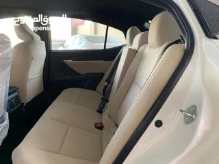  3 للبيع تويوتا كامري 2025  عداد زيرو  تحت الكفالة وارد الشركه المركزيه  بسعر 30500 دينار