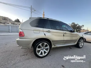  10 BMW X5 بحالة الوكالة مميزة