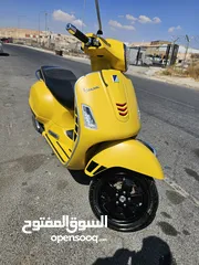  21 فيسبا GTS SUPER 2018 300cc  كفاله سنه بسعر مغري
