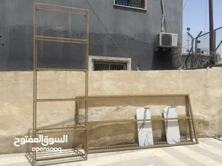  4 سده مع رفوف