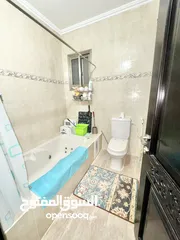  12 قرب مطعم لازورد