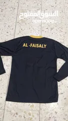  29 اطقم وكلرات الانديه والمنتخبات وجرابات رياضيه