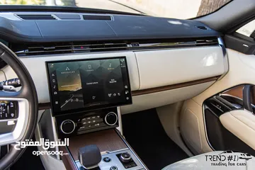  12 Range Rover Vogue hse 2023 Plug in hybrid   السيارة مميزة جدا و قطعت مسافة 12,000 كيلو متر فقط