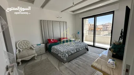  7 في أجمل مناطق الرابيه شقة أرضيه 196م مع ترس 50م بتشطيبات راقية / ref 9547