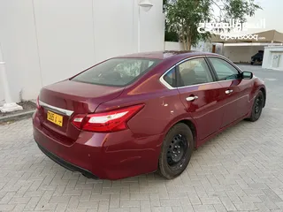  5 Nissan Altima 2.5L Driver is foreigner / المستخدم أجنبي نيسان ألتيما