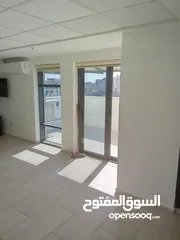  15 مكتب للايجار - رووف مع تراس