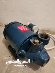  2 مضخة مياه إيطالية بحالة ممتازة