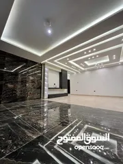  13 بالاقساط شقة 220 متر في دير غبار باطلالة خلابة و تشطيب فندقي