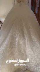  7 بدله عروس ابيضّ للبيع مع كامل التوابع لبسه واحده قابله للتفاوض و التوصيل متوفر للزرقا وتشمل كل شي