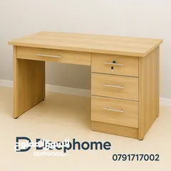  3 اختر مكتبك بعناية من تشكيلة Deep home الأنيقة، تصميم عملي، خامة فخمة، ومساحات تخزين تريح بالك! مكاتب