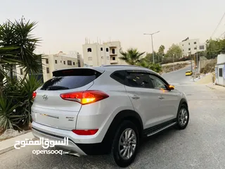  3 هونداي توسان2018 بوضعية ممتازة جدا بصمة دخول بصمة خروج والعديد من الاضافات الله يبارك لصاحب النصيب..