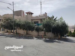  4 فيلا للبيع نظام أمريكي