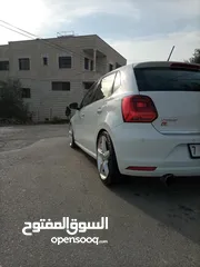  4 فولكس فاجن بولو 2015