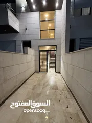  16 شقة جديدة مفروشة للايجار  أسبوعيّ وشهري منطقة الرونق