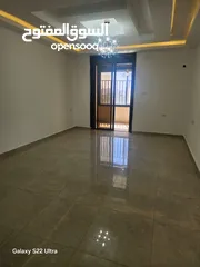  4 شقه عير مفروشه لم تسكن من قبل / عين مصباح