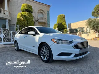  4 فورد فيوجن 2017 SE بحالة ممتازة جداً للبيع