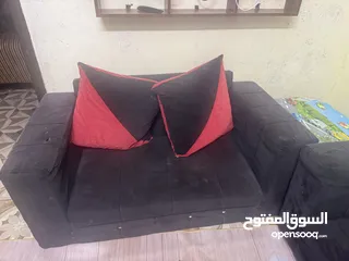  2 طقم كنب بحاله جيده