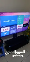  7 GEEPAS 80 INCH LCD WITH TV TABLE