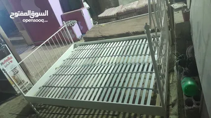  11 اثاث مستعمل مشكل وغرف نوم وكنب وخزائن وثلاجات ونثريات