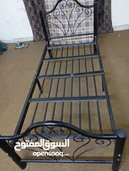  3 سرير  معدني   قابل  للفك  والتركيب