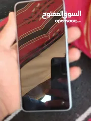  3 HONOR X9c Smart 12رام 12اضافي        256 جيجا وكتله الجهاز وشرا ما بقصر معو