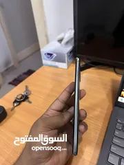  5 Samsung Galaxy S10+ Black Edition