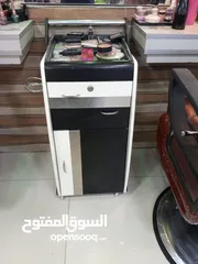  4 اثاث صالون سيدات مستخدم اجنبي بحاله جيده جدا وخزانه كبيره سحاب وابواب خشب