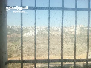  5 شقه سكنيه لليجار
