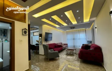  15 روف للايجار مفروش بالكامل اطلالة رائعة وموقع استراتيجي في اجمل مناطق البيرة