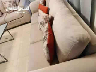  7 طقم كنب تفصيل سبع مقاعد بحاله ممتازه تب نظافة مع طاوله معدنية وسكريت تفصيل