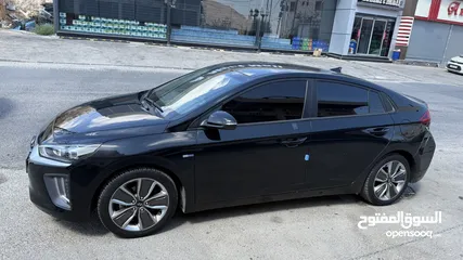  2 ايونك2020 هايبرد بتمشي 20 k على اللتر الأكثر مبيعاً   فقط 87000 كاش فل اضافات عدا فتحة دهان شركة