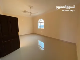  5 فيلا مستعمله للبيع في عجمان/Villa for sale in Ajman