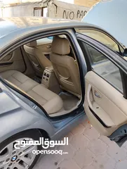  8 السيارة نضيفه 320 BMW