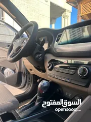  10 هونداي توسان وارد الشركة الردنيه فل كامل بنوراما مالك واحد من الوكالة