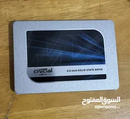  1 Hard disk Crucial 2.5-inch SSD 500GB