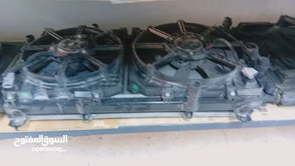  6 يوجد لدينا جنحان امامي وخلفي وغطاء متور يوجد جميع قطع السيارات