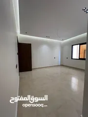  7 ملحق روف للتمليك في جدة حي الروضة افراغ فوري بسطح خاص من المالك مباشرة